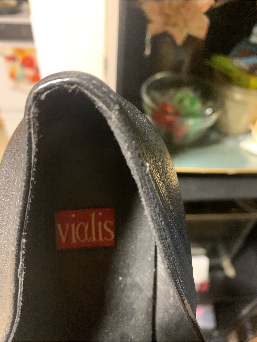 Black Leather Lace-Up Oxford Flats for Women - Picture 3 of 10
